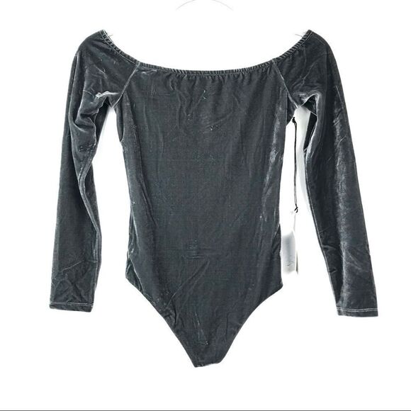 Revolve Privacy Please Revolve Gray Camellia Bodysuit XS NWT - Picture 3 of 9